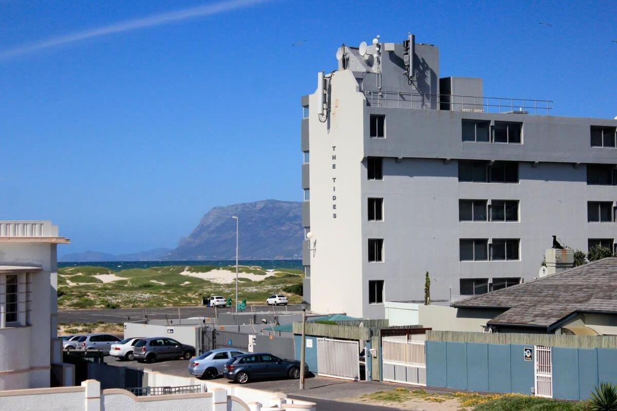 Sunrise Penthouse Apartment Muizenberg Exterior photo